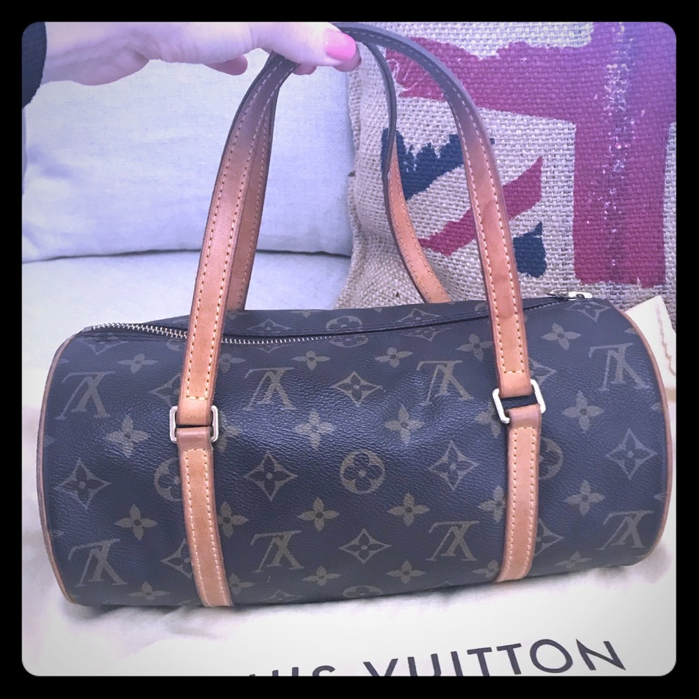 Louis Vuitton Papillon 26